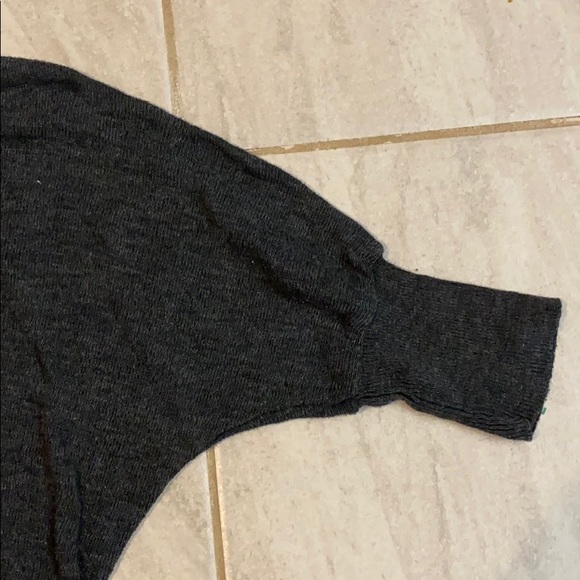 Mossimo sweater - Picture 3 of 5